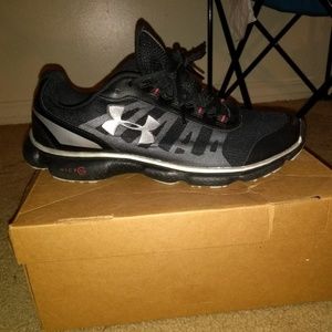 Men's Running Shoes